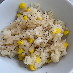 ひまわりの作ってみた!投稿(バター醤油香る♡とうもろこしの炊き込みご飯【#炊飯器】)