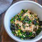 カリカリちりめんじゃこと豆腐とねぎのごま海苔サラダ