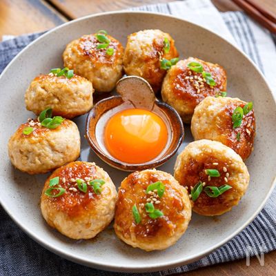 【えのき鶏つくねの甘味噌照り】旨み染みだす照りっとつくね♬︎