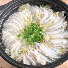 メイン食材ふたつだけ！大根のミルフィーユ鍋
