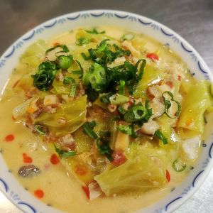 おいち。の作ってみた!投稿(うま辛！ひき肉とキャベツの春雨入り豆乳担々スープ)