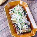 たっぷり薬味がおいしい！《なすのたたき風》