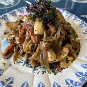 Memento-MORIの作ってみた!投稿(カリカリベーコンときのこのホットサラダ)