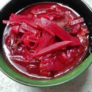 うこまめの作ってみた!投稿(圧力鍋でお手軽簡単♪牛すねのボルシチ)