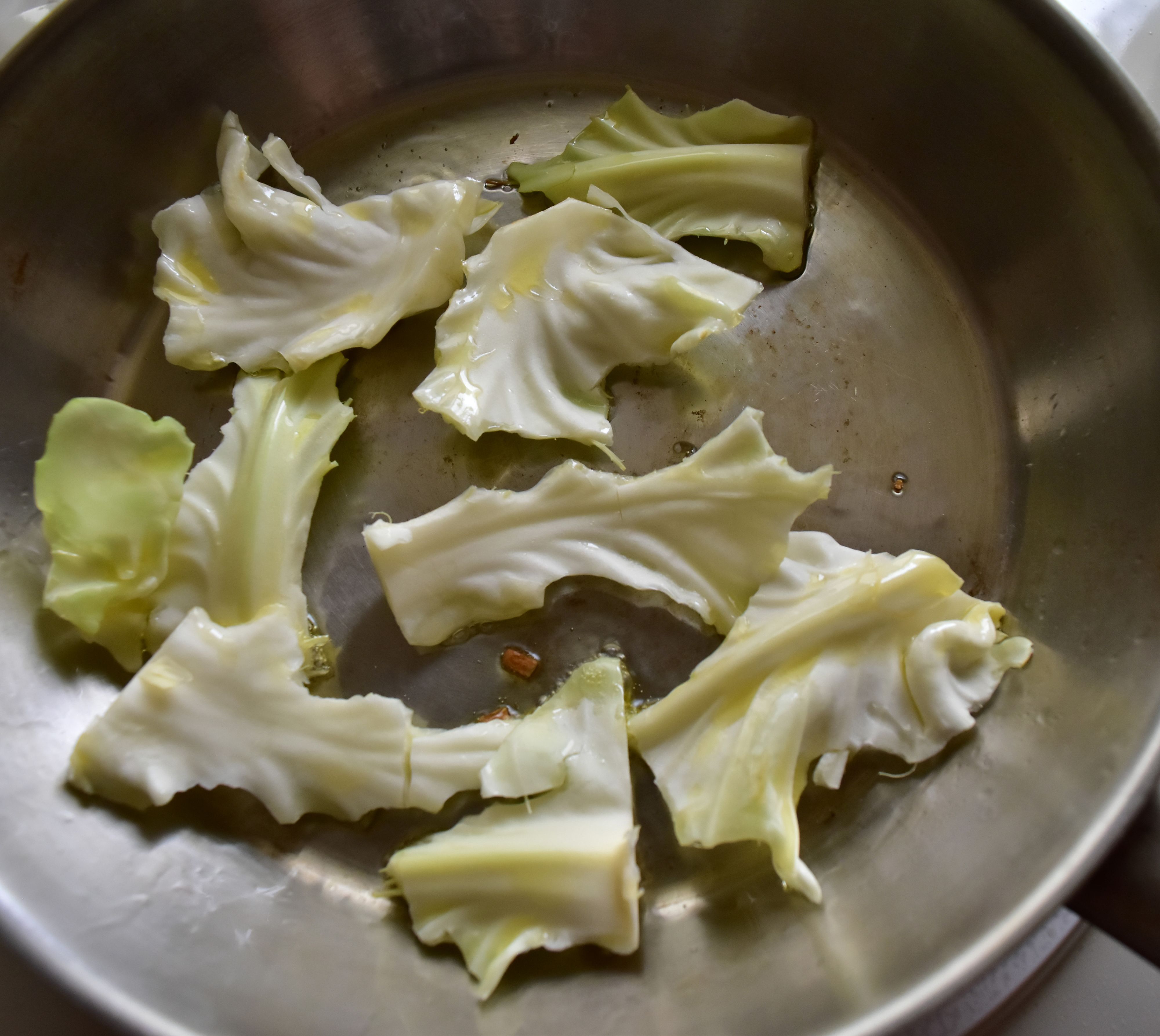 キャベツ　20玉　84 キャベツ（8玉サイズ） 【業務用食材の仕入れなら八面六臂】