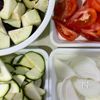 米粉あんで仕上げる鶏むね肉と夏野菜の中華丼の工程4