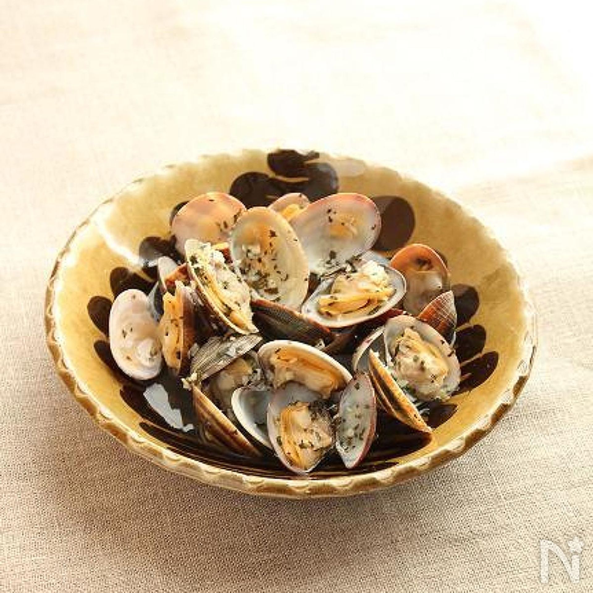 【無水調理】浅蜊の酒蒸し | レシピサイトNadia