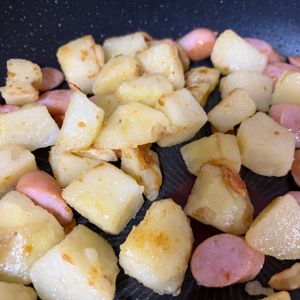 さめおかの作ってみた!投稿(最高に美味しい食べ方！【ガーリックチーズジャーマンポテト】)