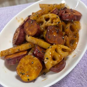 MYHRの作ってみた!投稿(主役級の美味しさ【さつまいもとれんこんの甘辛】)