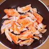 夏のさっぱり簡単副菜🎐焼きカニカマときゅうりの酢の物🤤の工程3