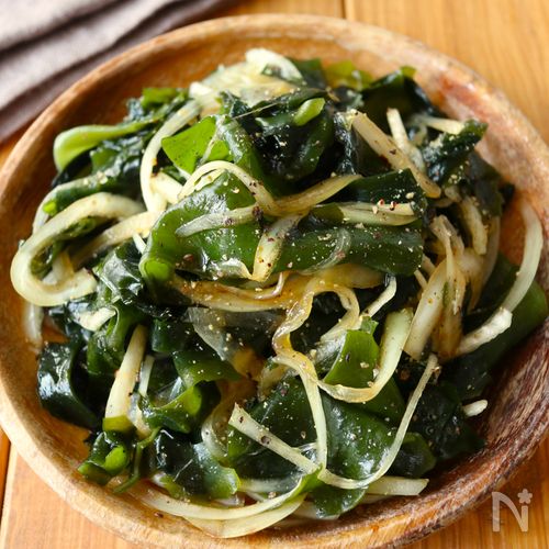 5分で完成！【わかめと玉ねぎのさっぱり酢醤油マリネ】