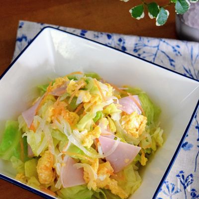 「春キャベツの春色サラダ」