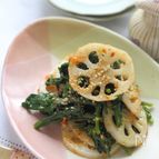電子レンジで作る【れんこんと春菊の胡麻辛和え】