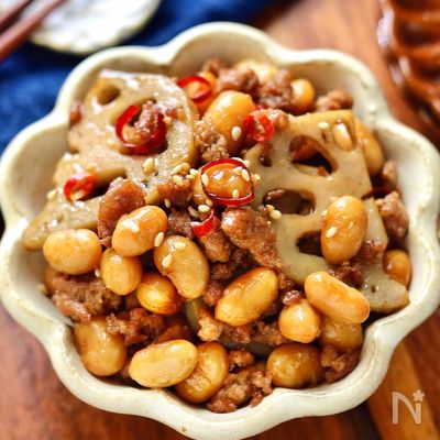 【お豆とれんこんの甘辛そぼろ炒め 】#大人気おかず！