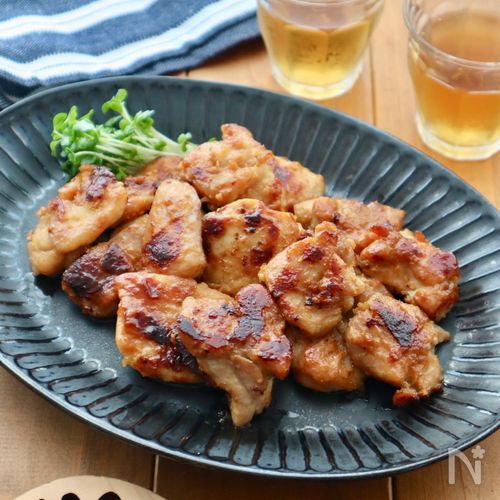 一口食べたら止まらない!鶏ももの甘辛味噌焼き