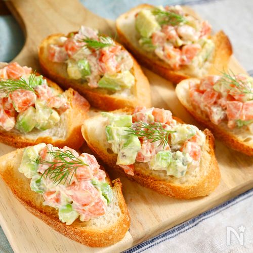 新生姜でさっぱり【サーモンタルタル】混ぜるだけでご馳走!