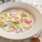 鶏肉と春キャベツのクリームシチュー。ルー不要。おかずスープ。