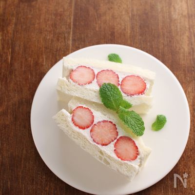 いちごサンド