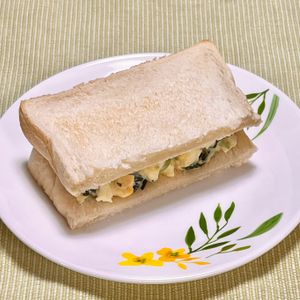 キャピタンの作ってみた!投稿(【ほうれん草と茹で卵のこくうまサンド】栄養抜群！朝食にも！)