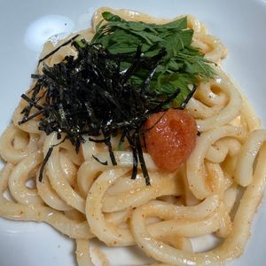ゆっこの作ってみた!投稿(和えるだけ！5分で明太バターうどん)