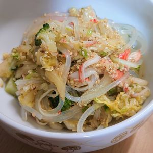 まゆのの作ってみた!投稿(ブロッコリーと白菜の《中華♡春雨サラダ》)