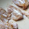 トースターで簡単！鶏むね肉のマスタードマヨステーキの工程4