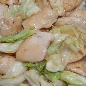 おーの作ってみた!投稿(【鶏キャベツうま塩とろみ炒め】食材2つ！早うまヘルシーおかず)