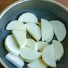重ねて蒸し煮｜大根と鶏肉のうま塩蒸し煮の工程1