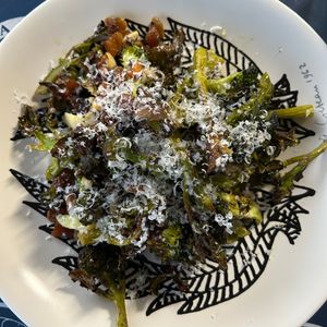 Memento-MORIの作ってみた!投稿(【焼きブロッコリーのサラダ】ほろ苦＆甘みがクセになる)