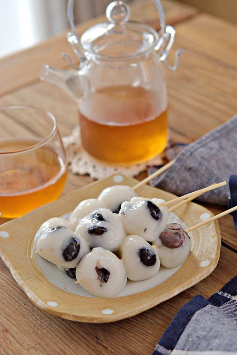 蒸し黒豆の串だんご | レシピサイトNadia