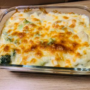 だぶるつの作ってみた!投稿(栄養満点◎鶏肉とブロッコリーの米粉グラタン)