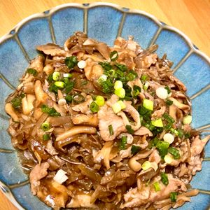 michuの作ってみた!投稿(【ワンパンで簡単】ご飯に合う！豚こま肉とごぼうと舞茸甘辛炒め)
