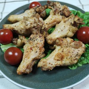 M＊Pの作ってみた!投稿(ケイジャンチキン♩万能調味料に漬け込むだけ！スパイシーチキン)