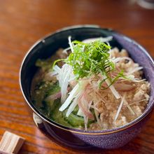 【ゴーヤーと鶏ひき肉の冷や汁ごはん】夏を乗り切る涼やかごはん