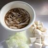 レンジで簡単!コク旨絶品♡【里芋とごぼうの豆乳みそスープ】の工程1