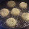 外カリッ、中ほくもち！【塩麹たらこじゃがの米粉焼き】の工程3