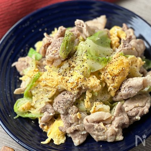 調味料2つ!豚こまとキャベツのオイマヨ卵炒め