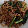 1556395の作ってみた!投稿(【豚ひき肉とニラの担々風焼きうどん】濃厚辛味噌が麺に絡む♡)