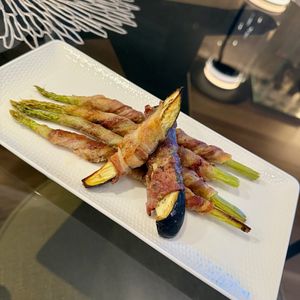 あおぺんの作ってみた!投稿(なすとアスパラの肉巻き　山椒塩焼き)