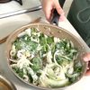 【ちくわと野菜のかき揚げ風】揚げないワンパンの工程3