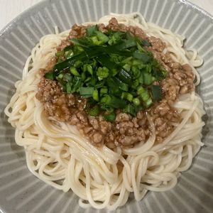 753mkの作ってみた!投稿(にらとねぎがたっぷり!そうめんで作るピリ辛肉味噌のあえ麺)