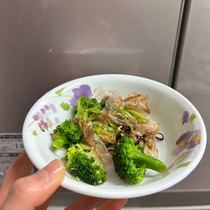 ケの作ってみた!投稿(下拵え5分♡旨すぎ(笑)ブロッコリーのおかか塩昆布和え♡)
