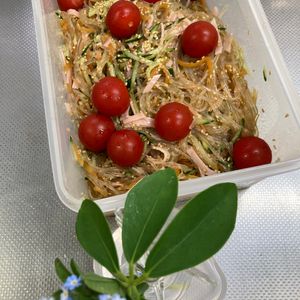 そら・ゆずの作ってみた!投稿(【3万人が保存した】給食の春雨サラダ風　#再現レシピ)