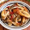 5分で爆速副菜♪【ちくわと舞茸のピリ辛きんぴら】の工程3
