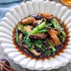 ［椎茸と小松菜の中華煮］レンジ3分！あっという間にできる煮物