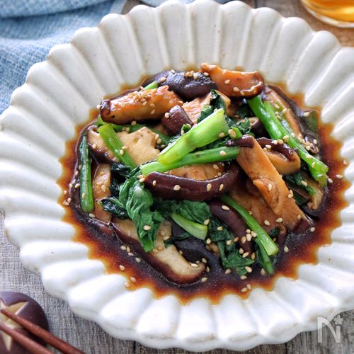 ［椎茸と小松菜の中華煮］レンジ3分！あっという間にできる煮物