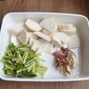 焼きかぶとモッツァレラの柚子胡椒ポン酢サラダの下準備