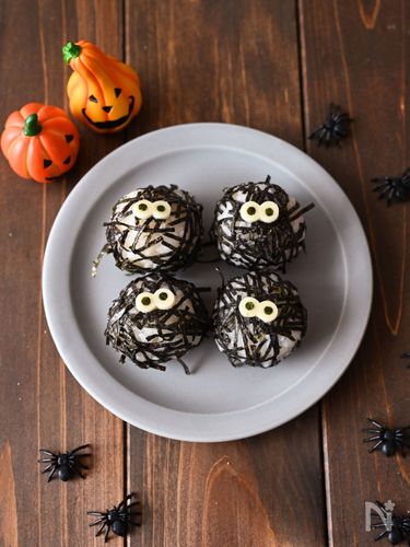 【超簡単に作れる！】子どもと楽しむ「おうちハロウィンレシピ」10選｜ちょいハレの日気分を盛り上げるおすすめメニューも♪