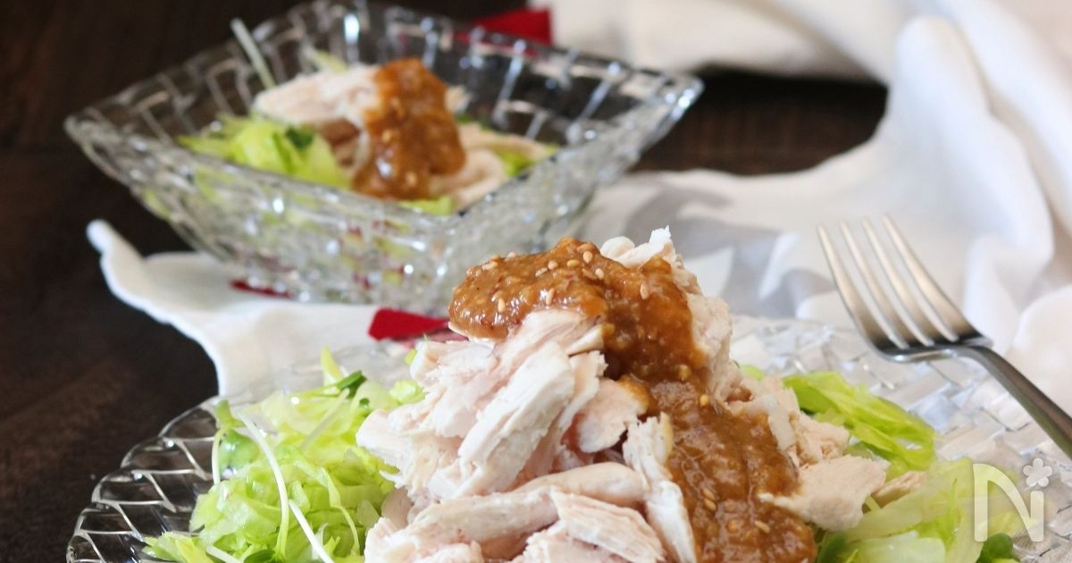 鶏むね肉のごま味噌だれ。