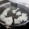 『甘辛☆鶏ごぼう大根』じんわり味しみ♪フライパンひとつ！の工程1